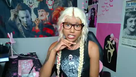 Snapshot of 00spookiebaddie00 chatting on May 2026 02:06:02 AM Spookie Baddie online show from May 2026 02:06:02 AM