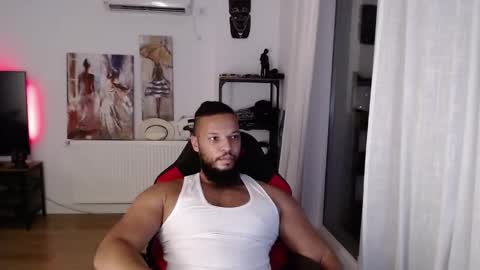 Kingsley online show from November 2025 11:43:01 AM