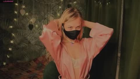 Snapshot of 0ophelia chatting on February 2026 10:44:01 PM 0ophelia online show from February 2026 10:44:01 PM