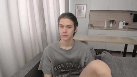 Adam online show from September 2025 08:16:02 AM