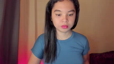 Snapshot of 0wwlo0k chatting on November 2025 05:23:02 AM 0wwlo0k online show from November 2025 05:23:02 AM