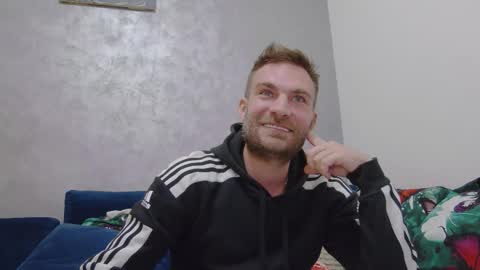 10in_deluxe online show from December 2025 06:47:01 PM