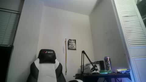 Snapshot of 11inchtattedtrinibad chatting on October 2025 05:24:01 AM 11inchtattedtrinibad online show from October 2025 05:24:01 AM