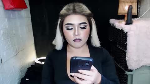 sexy kia online show from February 2026 01:37:01 AM