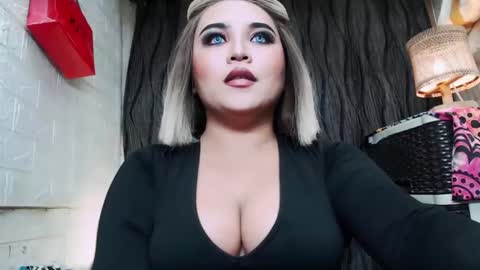 sexy kia online show from May 2026 05:05:02 AM