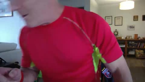 Snapshot of 13glanmorfa chatting on January 2025 04:43:01 PM 13glanmorfa online show from January 2025 04:43:01 PM