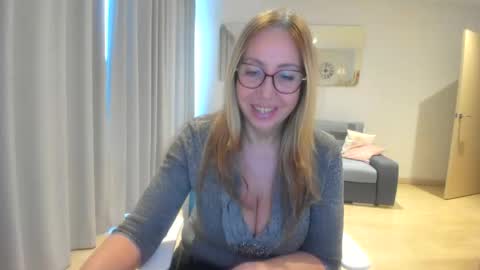 Snapshot of 14risha chatting on February 2026 07:42:02 AM 14risha online show from February 2026 07:42:02 AM