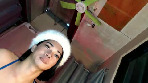 Snapshot of 18_nicole chatting on March 2025 12:10:02 AM barbie online show from March 2025 12:10:02 AM