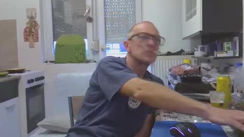 1973man online show from December 2025 02:01:02 PM