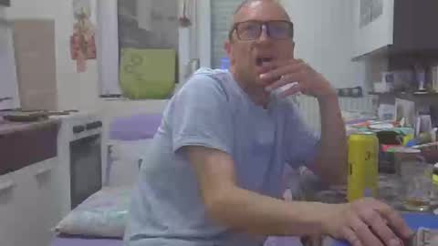 1973man online show from April 2026 01:20:02 AM