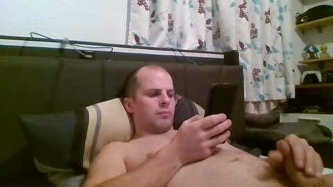 Snapshot of 19berni91 chatting on December 2024 06:17:02 PM berni online show from December 2024 06:17:02 PM