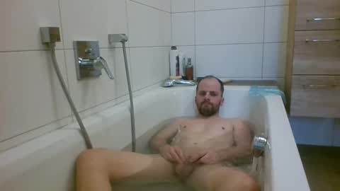 Snapshot of 19berni91 chatting on February 2025 01:56:02 PM berni online show from February 2025 01:56:02 PM