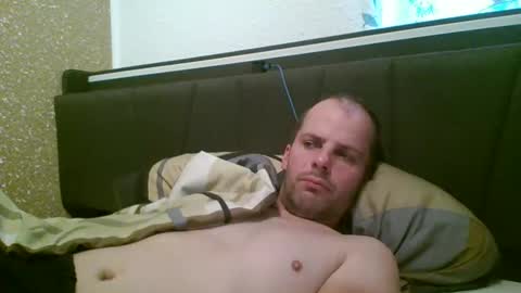 Snapshot of 19berni91 chatting on September 2025 06:01:02 AM berni online show from September 2025 06:01:02 AM