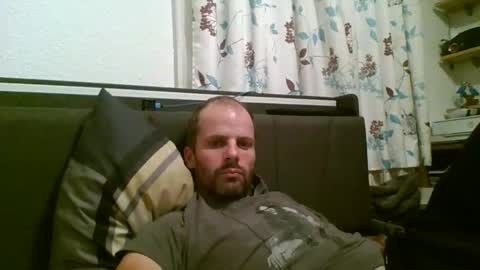 Snapshot of 19berni91 chatting on September 2025 06:55:01 PM berni online show from September 2025 06:55:01 PM