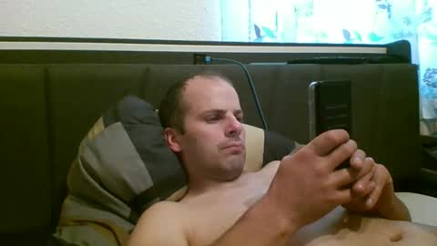 Snapshot of 19berni91 chatting on September 2025 05:45:02 AM berni online show from September 2025 05:45:02 AM