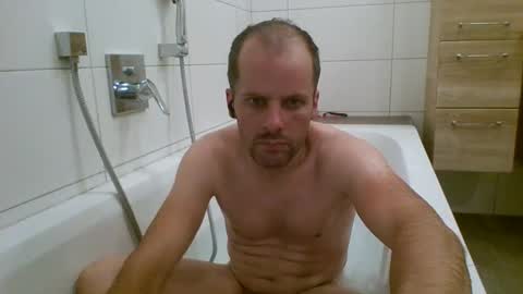 Snapshot of 19berni91 chatting on November 2025 06:31:01 PM berni online show from November 2025 06:31:01 PM