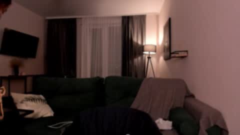 Lily 3 online show from November 2025 08:02:01 PM