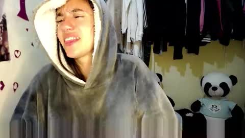 1kandylove online show from September 2025 01:38:01 AM