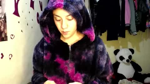 1kandylove online show from October 2025 02:23:02 AM