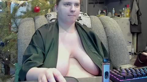 Snapshot of 1lindsey1 chatting on January 2025 07:12:01 PM 1LINDSEY1 online show from January 2025 07:12:01 PM