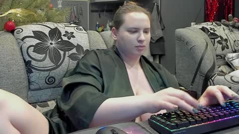 Snapshot of 1lindsey1 chatting on January 2025 04:21:01 AM 1LINDSEY1 online show from January 2025 04:21:01 AM