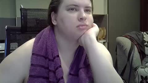 Snapshot of 1lindsey1 chatting on September 2025 02:19:01 PM 1LINDSEY1 online show from September 2025 02:19:01 PM