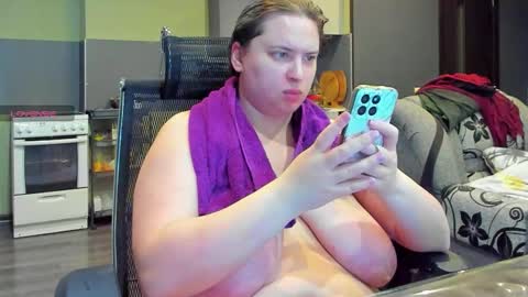 Snapshot of 1lindsey1 chatting on October 2025 02:59:02 PM 1LINDSEY1 online show from October 2025 02:59:02 PM