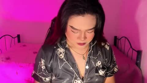 1lovelymess online show from November 2025 02:34:01 AM