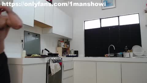 Snapshot of 1manshow11 chatting on January 2025 03:26:01 PM 1manshow11 online show from January 2025 03:26:01 PM