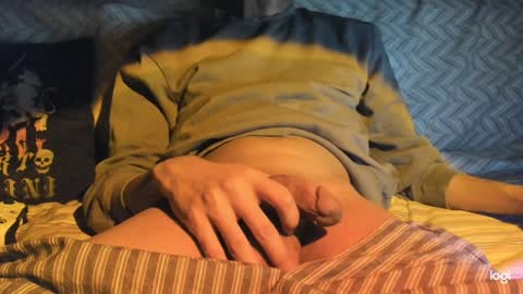 Snapshot of 1mehdiman chatting on December 2024 07:54:01 PM MED online show from December 2024 07:54:01 PM