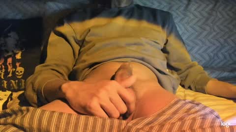 Snapshot of 1mehdiman chatting on December 2024 11:03:01 PM MED online show from December 2024 11:03:01 PM