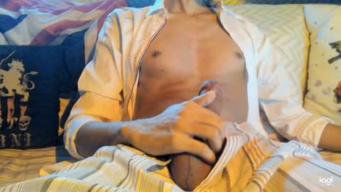 Snapshot of 1mehdiman chatting on December 2024 01:09:01 PM MED online show from December 2024 01:09:01 PM