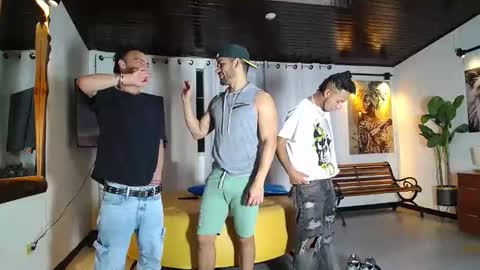 pushman online show from April 2026 11:38:01 AM