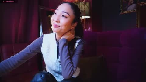 Rei online show from November 2025 01:33:02 PM