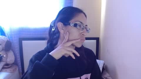 paola online show from September 2025 09:59:02 PM