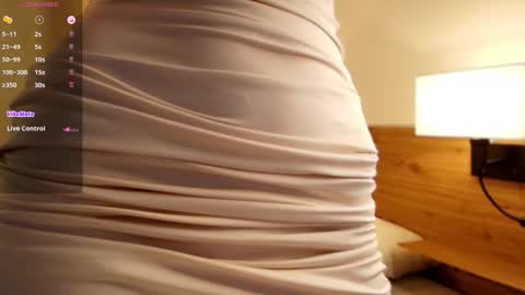 VICTORIA online show from October 2025 01:52:02 AM