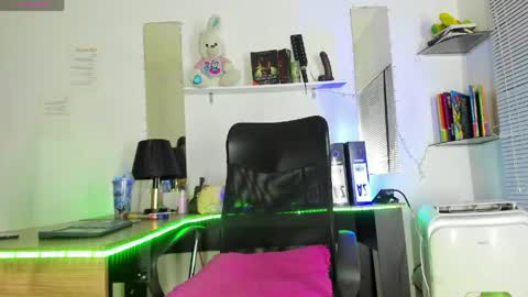 Snapshot of 1sweetvaleria1 chatting on May 2026 01:56:01 AM 1sweetvaleria1 online show from May 2026 01:56:01 AM