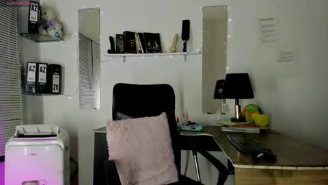 Snapshot of 1sweetvaleria1 chatting on June 2026 01:17:02 AM 1sweetvaleria1 online show from June 2026 01:17:02 AM