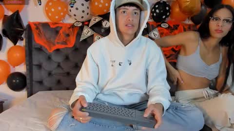 1Threestar online show from October 2025 12:50:01 PM