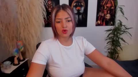 Snapshot of 1wayra chatting on November 2025 04:18:02 PM 1wayra online show from November 2025 04:18:02 PM