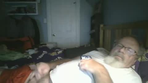 Snapshot of 2003dynawideglide chatting on October 2025 01:39:01 AM 2003dynawideglide online show from October 2025 01:39:01 AM