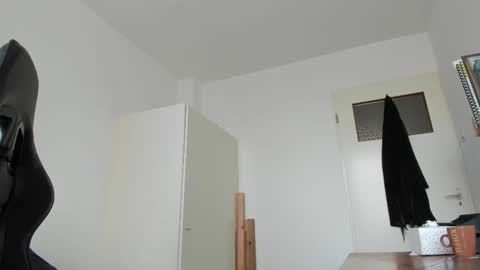 Henk online show from November 2025 02:38:01 PM