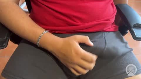 25chubbyboy25 online show from April 2026 07:25:02 PM