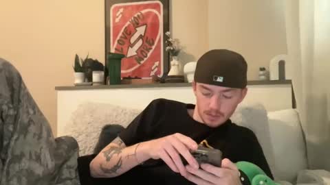 Snapshot of 26sneakers chatting on January 2025 07:29:02 PM 26sneakers online show from January 2025 07:29:02 PM