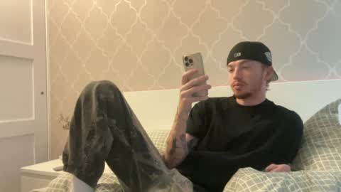 26sneakers online show from August 2026 07:05:02 PM