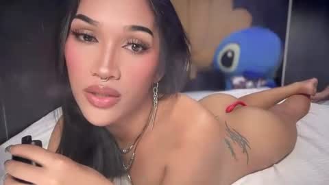 Snapshot of 2damnh0t_slut chatting on August 2026 03:54:01 PM haduki online show from August 2026 03:54:01 PM