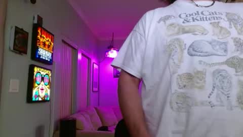 Snapshot of 2dirtyhillbillies chatting on February 2026 03:16:02 AM ThrillBilly online show from February 2026 03:16:02 AM