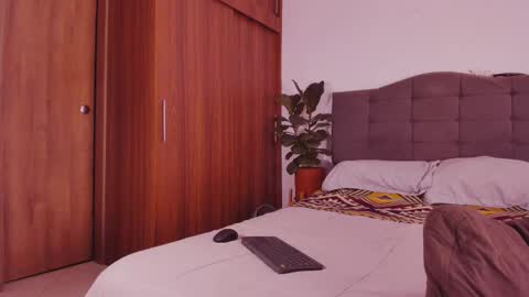 Snapshot of 2gays_1straight chatting on October 2025 07:35:02 PM David and Yoel online show from October 2025 07:35:02 PM