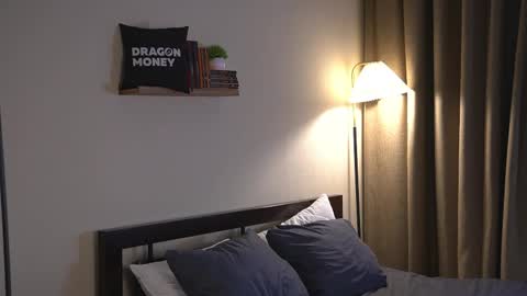 Elley  online show from March 2026 02:23:02 PM