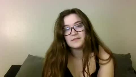 Snapshot of 2gorls1link chatting on January 2025 05:39:01 AM 2girls1link online show from January 2025 05:39:01 AM